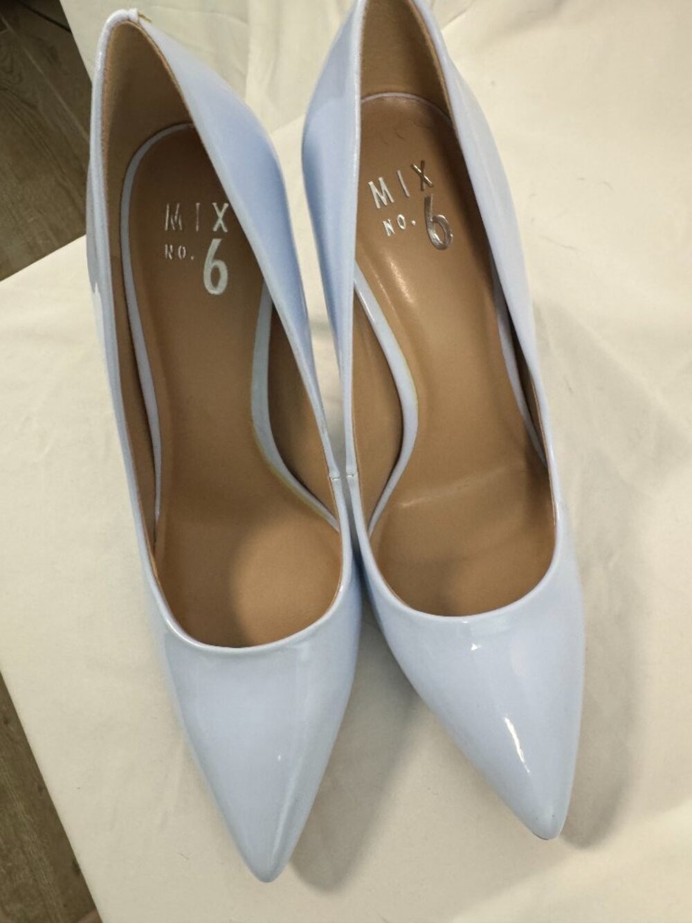 Mix No. 6 Periwinkle Patent Pointed Toe Pumps Sz 9.5 - Picture 3 of 6